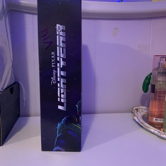 New. Disney/Pixar Lightyear Large Scale XL-01 Buzz Lightyear Figure - Picture 6 of 7